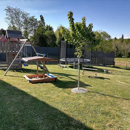 Quarto em Acomodações Particulares Maison D'hôte Privative Avec Piscine Pour 6 Personnes