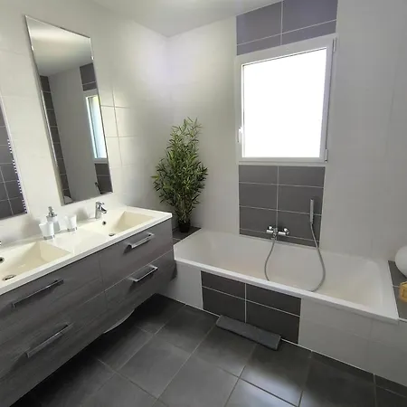 Location maison avec piscine pour 6 personnes * Gaujacq